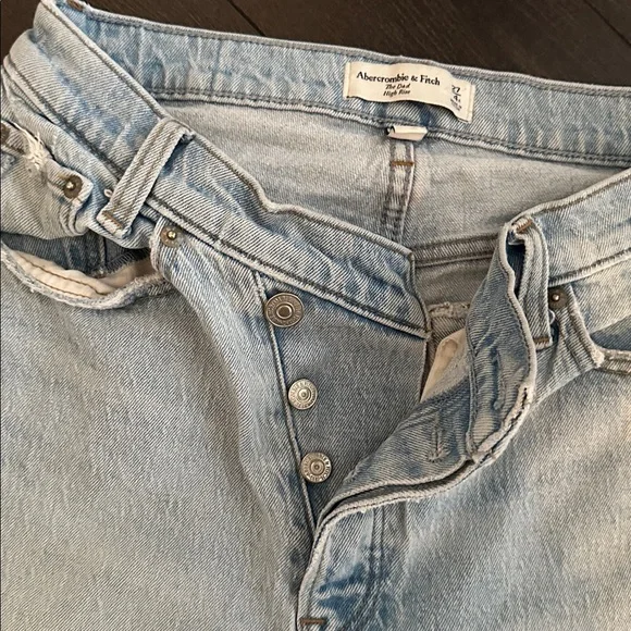 Abercrombie & Fitch the Dad rise Light Wash Straight Leg Jeans curvy love - Picture 7 of 10